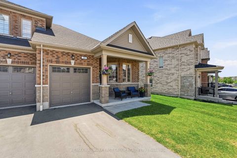 Photo 1 at 38 Southampton Street, Port Perry, Scugog