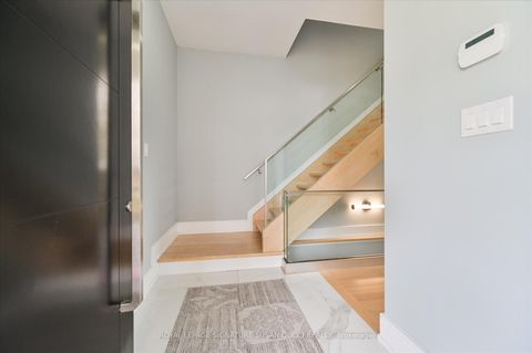 Photo 3 at 96 Squires Avenue, Parkview, Toronto