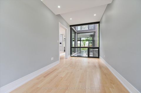 Photo 6 at 96 Squires Avenue, Parkview, Toronto