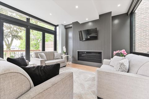 Photo 9 at 96 Squires Avenue, Parkview, Toronto
