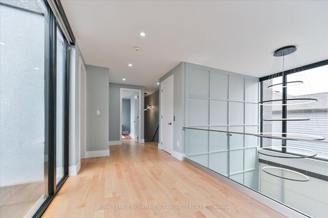 Photo 21 at 96 Squires Avenue, Parkview, Toronto