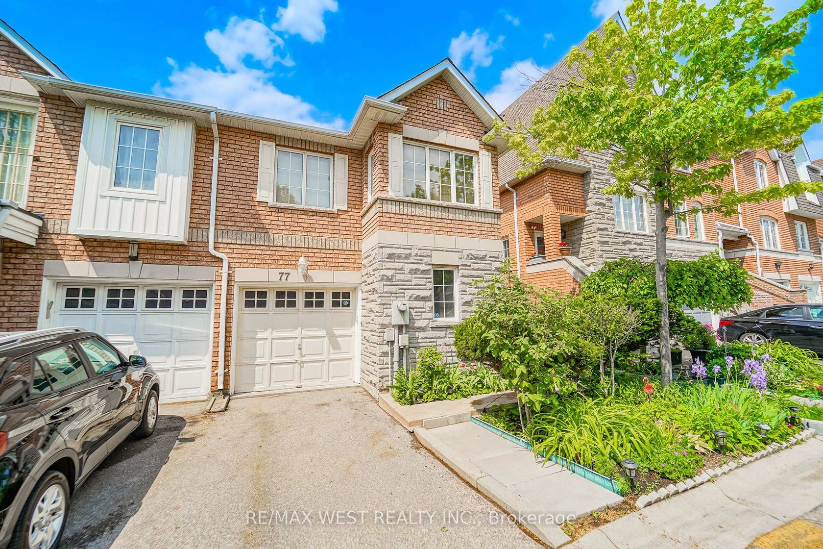 70 - 77 Norman Wesley Way, CFB, Toronto photo number 2