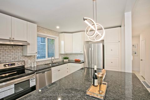 Photo 5 at 517 Lynett Crescent, Crosby, Richmond Hill