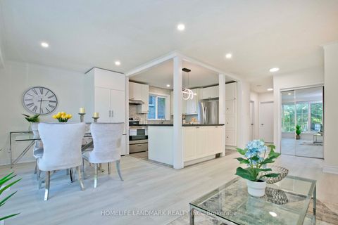 Photo 6 at 517 Lynett Crescent, Crosby, Richmond Hill
