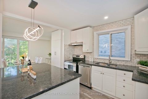 Photo 12 at 517 Lynett Crescent, Crosby, Richmond Hill