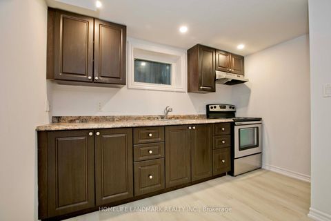 Photo 22 at 517 Lynett Crescent, Crosby, Richmond Hill