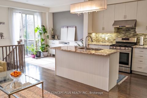 Photo 10 at 47 Dariole Drive, Oak Ridges Lake Wilcox, Richmond Hill