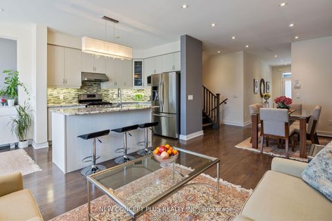 Photo 11 at 47 Dariole Drive, Oak Ridges Lake Wilcox, Richmond Hill