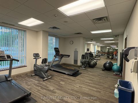 Photo 31 at 908 - 1 Pemberton Avenue, Newtonbrook East, Toronto