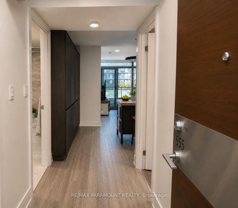 Photo 6 at 555 - 10 Capreol Court, Waterfront Communities C1, Toronto
