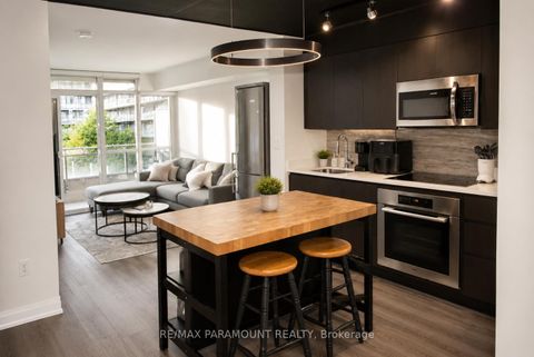 Photo 11 at 555 - 10 Capreol Court, Waterfront Communities C1, Toronto