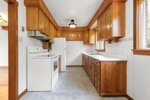 Photo 11 at 34 Carter Crescent, Lynde Creek, Whitby