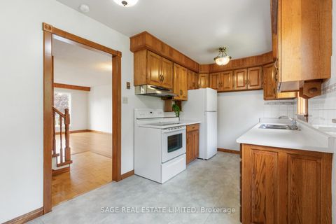 Photo 13 at 34 Carter Crescent, Lynde Creek, Whitby