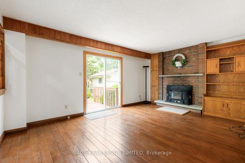 Photo 15 at 34 Carter Crescent, Lynde Creek, Whitby