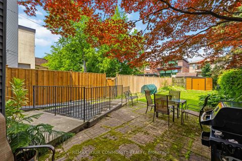 Photo 37 at 44 Castlefield Avenue, Eglinton, Toronto