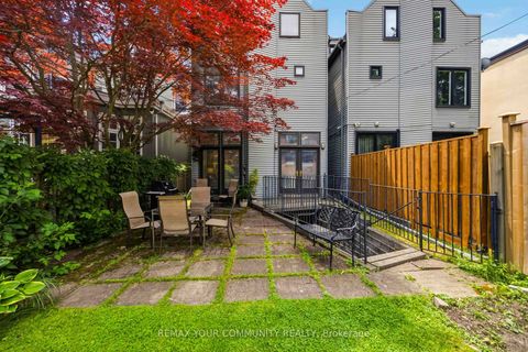 Photo 38 at 44 Castlefield Avenue, Eglinton, Toronto