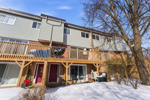Photo 2 at 317 Milestone Crescent, Aurora Village, Aurora