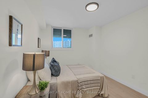 Photo 14 at 609 - 812 Burnhamthorpe Road, Markland Wood, Toronto