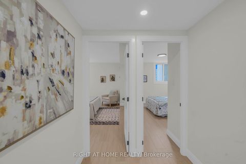 Photo 17 at 609 - 812 Burnhamthorpe Road, Markland Wood, Toronto