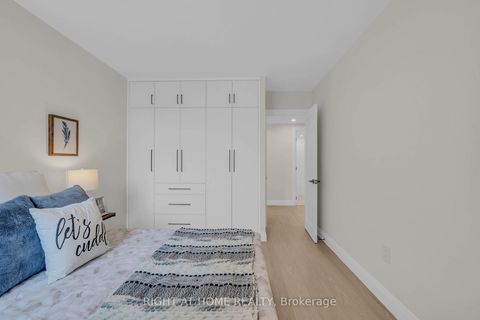 Photo 19 at 609 - 812 Burnhamthorpe Road, Markland Wood, Toronto