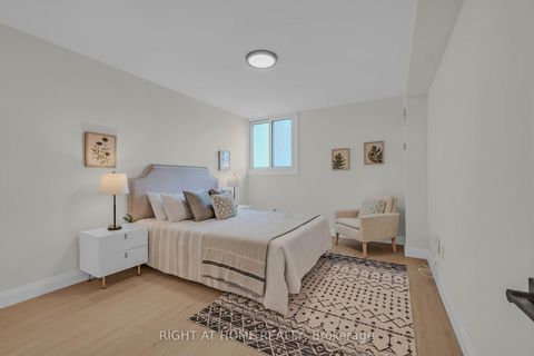 Photo 21 at 609 - 812 Burnhamthorpe Road, Markland Wood, Toronto