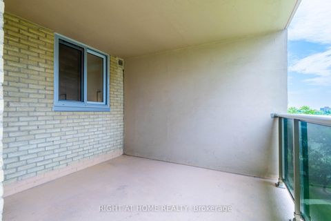 Photo 26 at 609 - 812 Burnhamthorpe Road, Markland Wood, Toronto