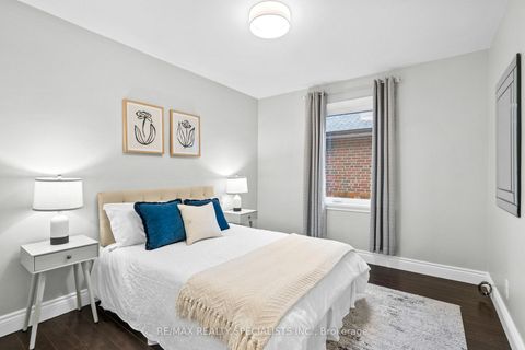 Photo 19 at 226 Thirtieth Street, Alderwood, Toronto