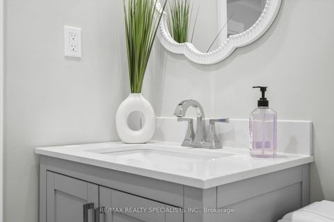 Photo 23 at 226 Thirtieth Street, Alderwood, Toronto
