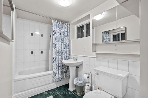 Photo 40 at 226 Thirtieth Street, Alderwood, Toronto