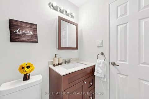 Photo 22 at 337 Hollyberry Trail, Hillcrest Village, Toronto