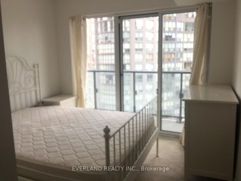 Photo 3 at 1804 - 955 Bay Street, Bay Street Corridor, Toronto