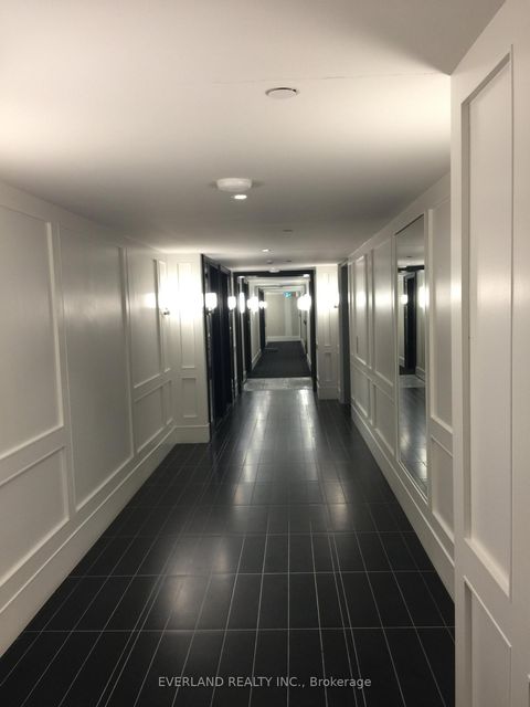 Photo 7 at 1804 - 955 Bay Street, Bay Street Corridor, Toronto