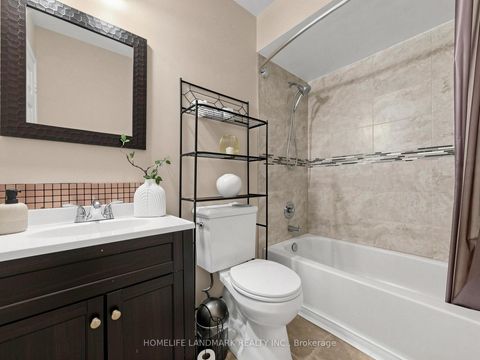 Photo 16 at 57 - 119 William Curtis Circle, College Manor, Newmarket