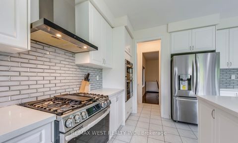 Photo 21 at 286 Danny Wheeler Boulevard, Keswick North, Georgina