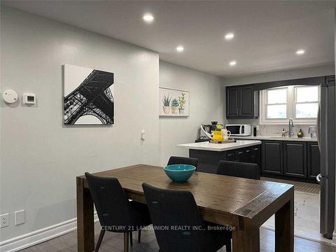 Photo 8 at 70 Purple Sageway Way, Hillcrest Village, Toronto