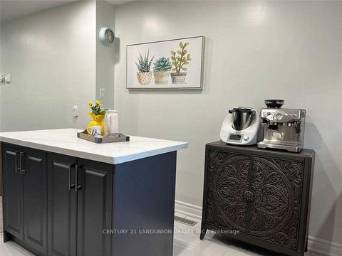 Photo 17 at 70 Purple Sageway Way, Hillcrest Village, Toronto