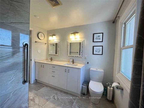 Photo 30 at 70 Purple Sageway Way, Hillcrest Village, Toronto