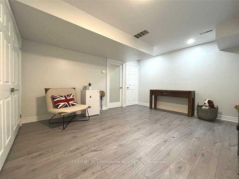 Photo 32 at 70 Purple Sageway Way, Hillcrest Village, Toronto