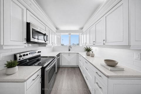 Photo 2 at 14C - 256 Jarvis Street, Yonge Corridor, Toronto