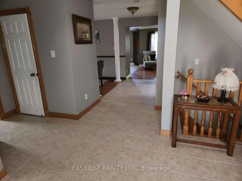 Photo 2 at 222 Sprucewood Crescent, Bowmanville, Clarington