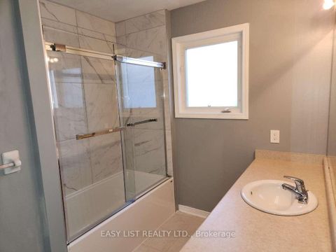 Photo 23 at 222 Sprucewood Crescent, Bowmanville, Clarington