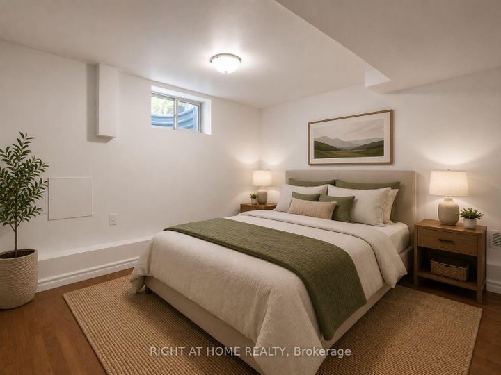 Photo 39 at 20 Kildonan Drive, Cliffside, Toronto