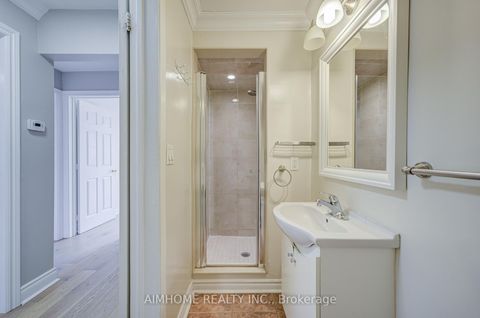 Photo 10 at 163 Chipwood Crescent, Pleasant View, Toronto