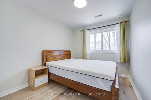 Photo 30 at 163 Chipwood Crescent, Pleasant View, Toronto