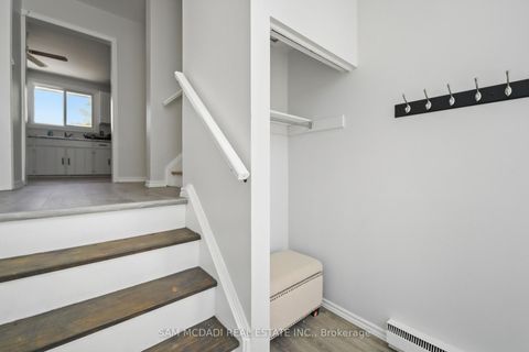 Photo 2 at 70 Briar Road, Allandale Heights, Barrie