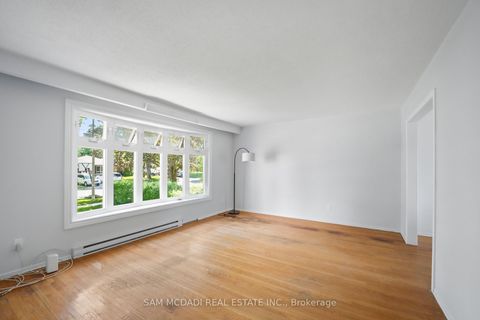 Photo 3 at 70 Briar Road, Allandale Heights, Barrie