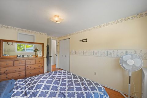 Photo 15 at 70 Briar Road, Allandale Heights, Barrie