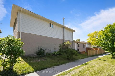 Photo 30 at 70 Briar Road, Allandale Heights, Barrie