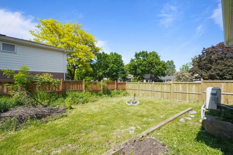 Photo 36 at 70 Briar Road, Allandale Heights, Barrie