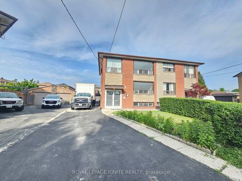 Photo 0 at 75 Pamille Place, Amesbury, Toronto